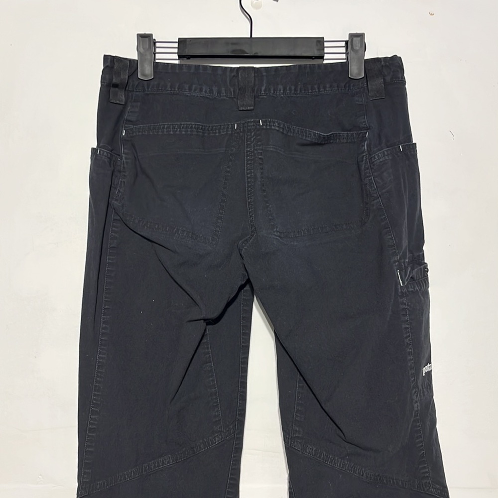 Patagonia Mid Rise Black Organic Cotton Straight Leg Cargo Pants Size 6 - Picture 9 of 11